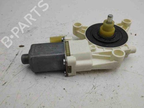 Left rear window motor CHRYSLER GRAND VOYAGER V (RT) 2.8 CRD | BP28899493E23