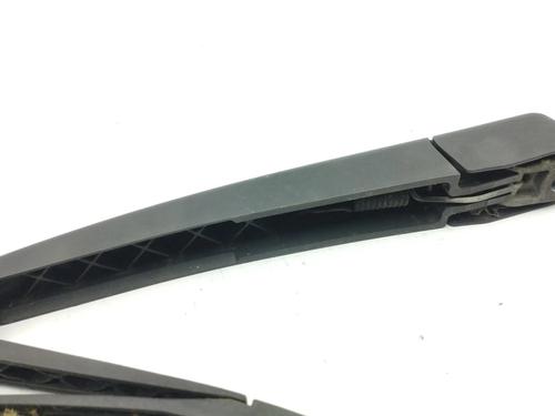 Rear windshield wiper arm FORD KUGA I 2.0 TDCi 4x4 | BP28872197C144 