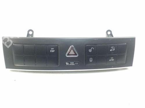 Warning switch MERCEDES-BENZ C-CLASS (W203) C 220 CDI (203.006, 203.008) | BP28866978I22