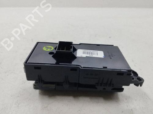 Switch HYUNDAI i30 Coupe 1.6 CRDi | BP38248015I30 - Image 3