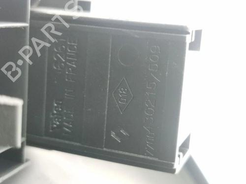 Left front window switch RENAULT MEGANE I (BA0/1_) 1.6 16V (BA04, BA0B, BA11, BA1J, BA16, BA19, BA1K, BA1V,... | BP28903651I27 