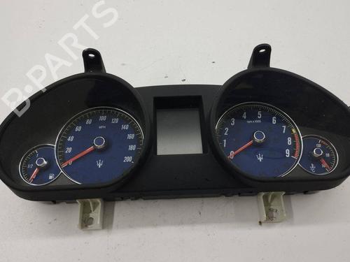 Used Instrument cluster MASERATI QUATTROPORTE V 4.2 (400 hp) 28895921