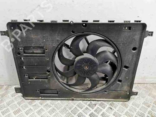 Used Radiator fan VOLVO V60 I (155) D3 / D4 (163 hp) 28844364