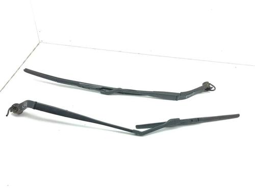 Used Front windshield wiper arm Front windshield wiper arm 33865477 33865477