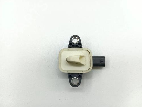 Electronic sensor AUDI A7 Sportback (4GA, 4GF) 3.0 TDI quattro | BP33878581M84 - Image 4