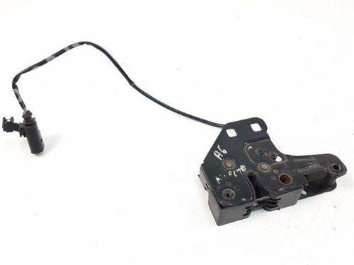 Used Hood lock AUDI A6 C6 (4F2) 2.0 TDI (140 hp) 28867534