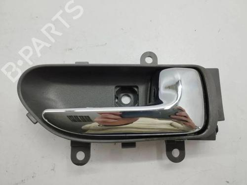 Used Front right interior door handle Front right interior door handle 36103205 36103205
