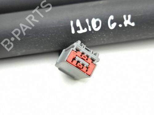 Tailgate lift support TESLA MODEL S (5YJS) 85D AWD | BP40189839C138 - Image 7