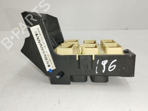 Used Fuse box TOYOTA COROLLA Verso (_E12_) 2.0 D-4D (CDE120_, CDE120R) (90 hp) 28842328