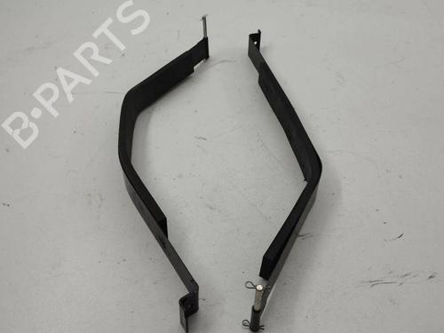 Support MASERATI QUATTROPORTE V 4.2 | BP28876815C155 