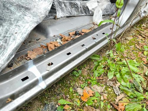Left sideskirt SAAB 9-7X 4.2 AWD | BP28872999C115 