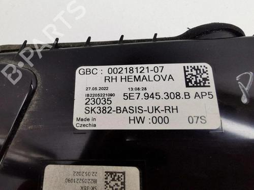 Right tailgate light SKODA OCTAVIA IV (NX3, NN3, PV3) 1.0 TSI | BP37290307C80 - Image 8
