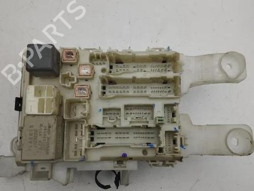 Zekeringkast TOYOTA RAV 4 III (_A3_) 2.2 D 4WD (ALA30_, ALA30R) (177 hp) 28852035