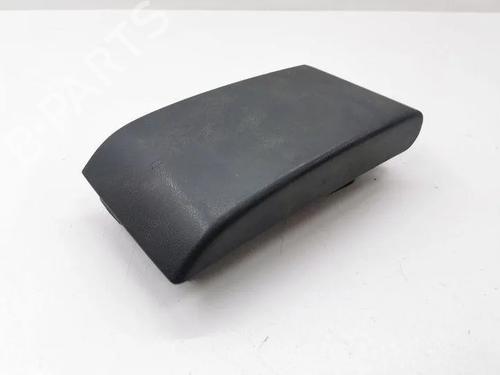 Used Armrest / Center console Armrest / Center console 28868682 28868682