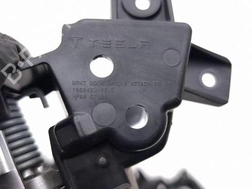 Front left interior door handle TESLA MODEL S (5YJS) 70D AWD | BP38007268I13 - Image 9