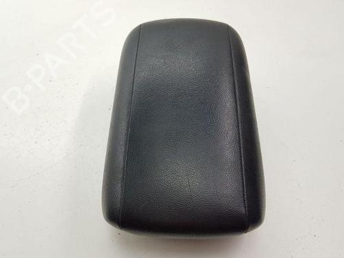 Used Armrest / Center console HYUNDAI i30 Estate (FD) 1.6 CRDi (116 hp) 28870545