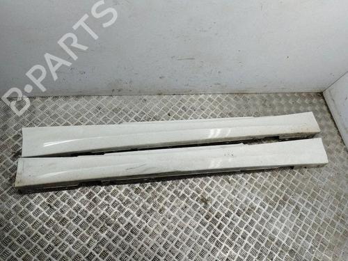Used Left sideskirt Left sideskirt 38246665 38246665