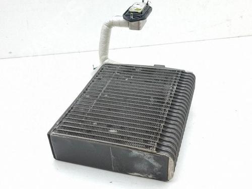 AC radiator MASERATI QUATTROPORTE V 4.2 | BP40169760M32 - Image 3