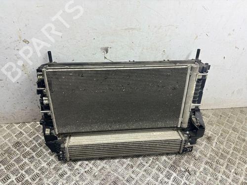Used Radiator set Radiator set 33669122 33669122