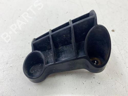 Used Rear bumper bracket Rear bumper bracket 36350247 36350247