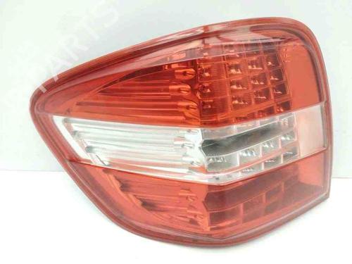 Used Left taillight MERCEDES-BENZ M-CLASS (W164) ML 320 CDI 4-matic (164.122) (224 hp) 28900364