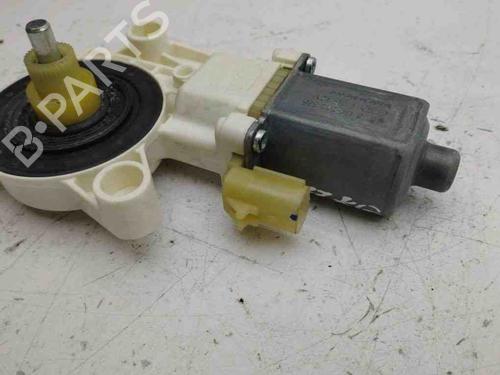 Left rear window motor CHRYSLER GRAND VOYAGER V (RT) 2.8 CRD | BP28899493E23