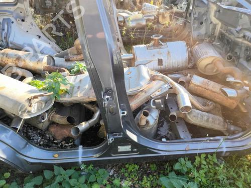 Right sideskirt CITROËN C-CROSSER (VU_, VV_) 2.2 HDi | BP28872219C114 