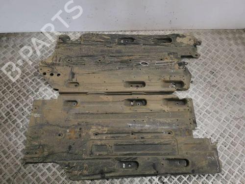 Used Underbody protection Underbody protection 33915327 33915327