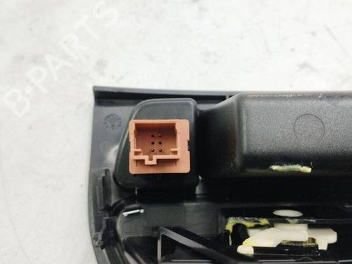 Air vent PEUGEOT 5008 (0U_, 0E_) 1.6 HDi | BP28851156I21