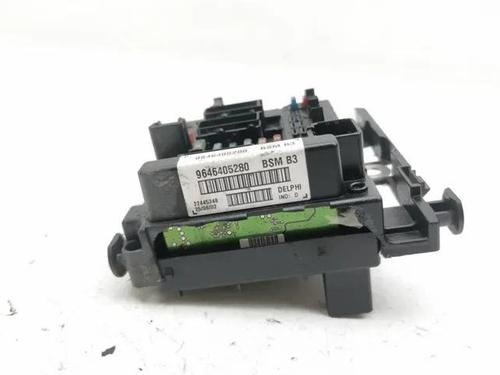 Fuse box PEUGEOT 307 Break (3E) 2.0 HDI 110 | BP28842980E1