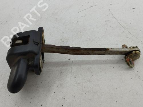 Used Hinge/Door check strap MASERATI QUATTROPORTE V 4.2 (400 hp) 28895981