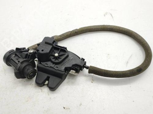 Tailgate lock MERCEDES-BENZ C-CLASS (W204) C 320 CDI (204.022) | BP28906083C101 