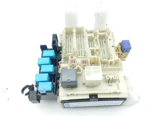 Used Fuse box Fuse box 28844149 28844149
