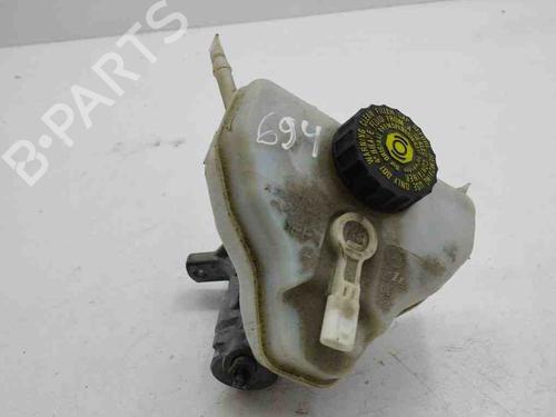 Used Brake master cylinder MERCEDES-BENZ E-CLASS (W213) E 220 d (213.004) (194 hp) 28904535