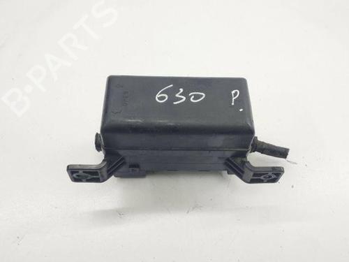 Used Fuse box KIA SORENTO I (JC) 2.5 CRDi (163 hp) 28852444