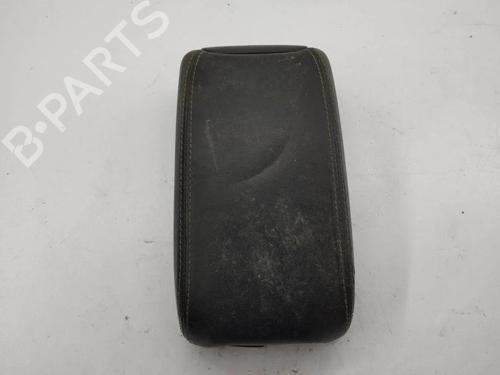 Used Armrest / Center console Armrest / Center console 28903117 28903117