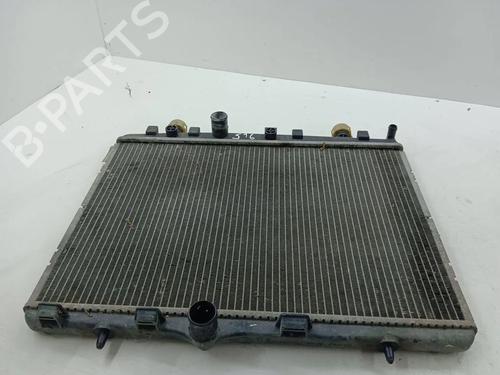 Used Water radiator Water radiator 33253413 33253413