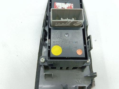 Right rear window switch HONDA ACCORD VIII Estate (CW) 2.2 i-DTEC (CW3) | BP28888424I28 