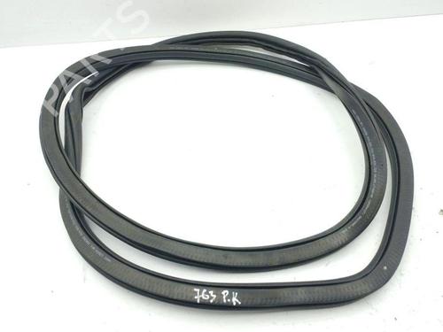 Used Rubber door seal AUDI Q2 (GAB, GAG) 30 TFSI (110 hp) 28898863