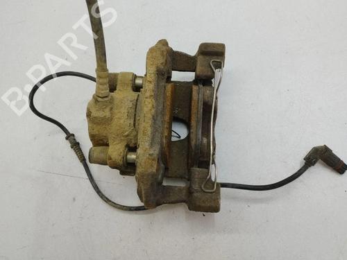 Used Right front brake caliper Right front brake caliper MERCEDES-BENZ CLK (C208) CLK 200 Kompressor (208.345) (192 hp) 40247039 40247039