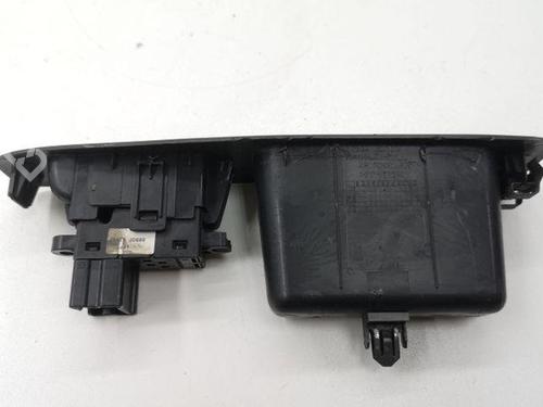 Right rear window switch NISSAN QASHQAI II (J11, J11_) 1.5 dCi | BP28869108I28 