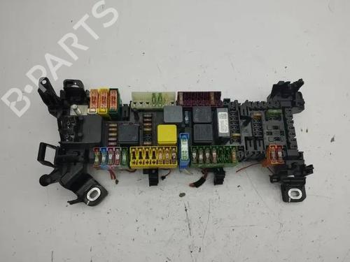 Used Fuse box Fuse box 28865419 28865419