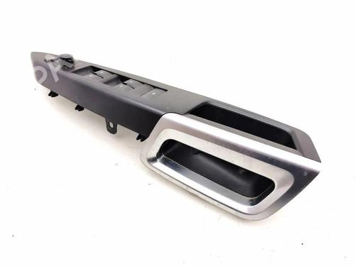 Used Right front window switch Right front window switch 33899947 33899947