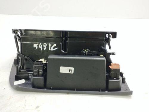 Air vent PEUGEOT 5008 (0U_, 0E_) 1.6 HDi | BP28851156I21