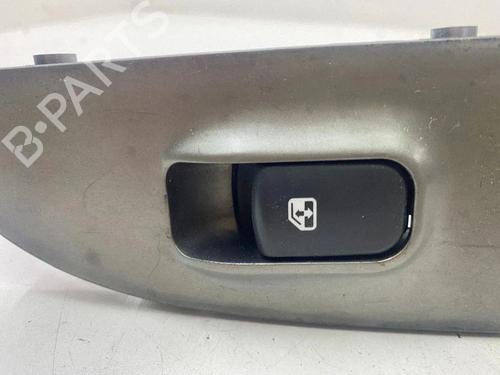 Right front window switch KIA CARENS III MPV (UN) 2.0 CRDi 140 | BP38242283I26 - Image 3