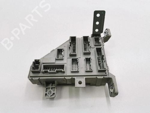 Used Fuse box Fuse box KIA SPORTAGE II (JE_, KM_) 2.0 CRDi 4WD (140 hp) 40207619 40207619