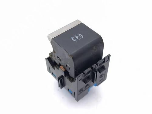 Used Switch Switch 32676184 32676184