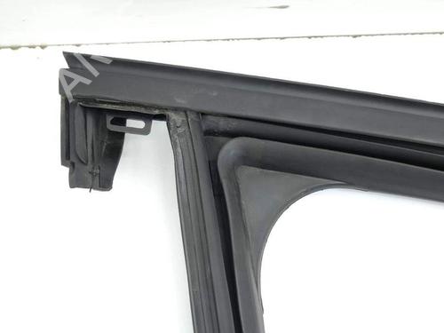 Rubber door seal CITROËN C5 AIRCROSS (A_) 1.2 PureTech 130 (ARHNSJ) | BP28905533C142