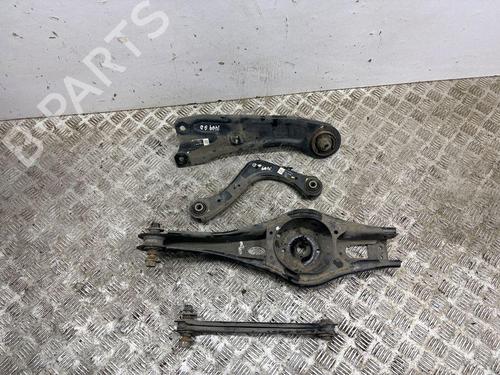 Braço suspensão trás direito Braço suspensão trás direito 37176780 37176780