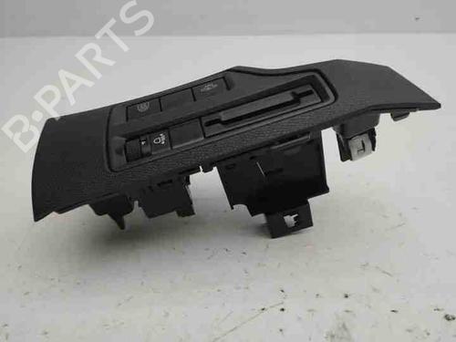 Switch PEUGEOT 3008 II SUV (MC_, MR_, MJ_, M4_) 1.6 BlueHDi 120 | BP28863330I30